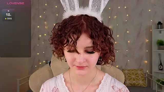 Chat XXX en directo de Kira__Fluffy