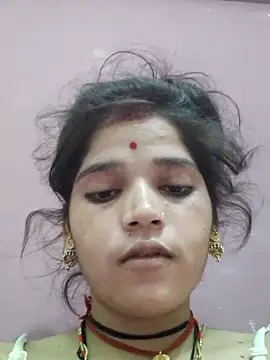 Bhumika_Love143's Live XXX Chat