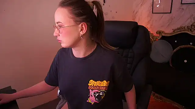 SofieBloom's Live XXX Chat