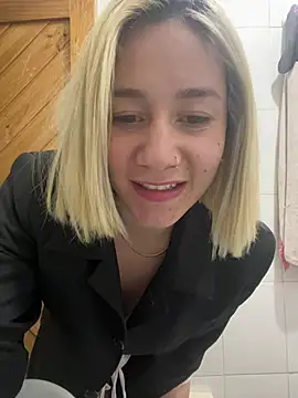 noah_ecのライブXXXチャット