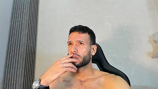 צ'אט XXX בשידור חי של Jacob_Benelli