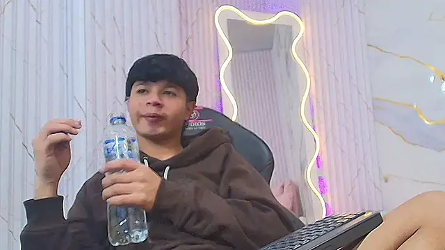 Spark_tay Chat XXX in diretta