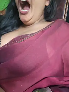 Aruna-1 Chat XXX in diretta