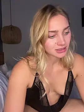 auriangel Adlı Modelin Canlı XXX Sohbeti