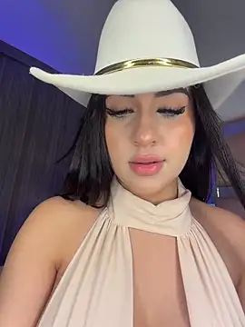 LindseyMos XXX чат на живо