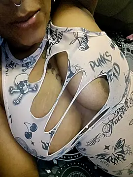 Kandeefooxxx's Live XXX Chat