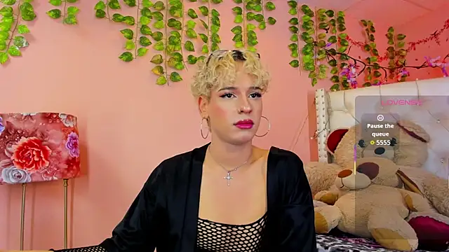 valentinee_xo webcam show