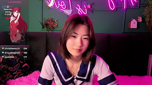 Runi_Asian's Live XXX Chat