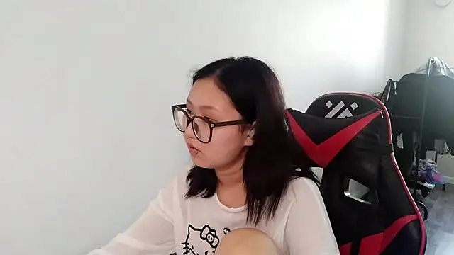 Chat +18 de AdelineCanup ao vivo