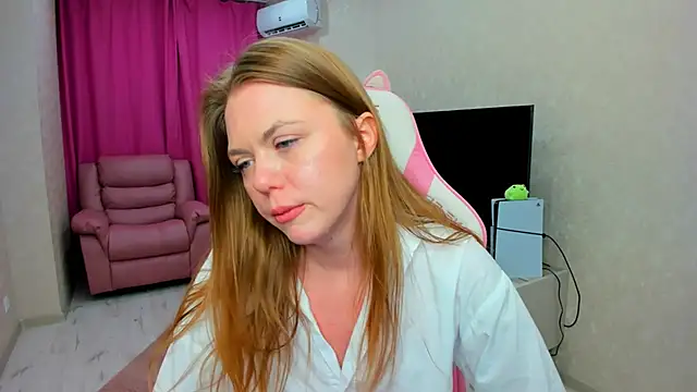 Strawberrye's Live XXX Chat