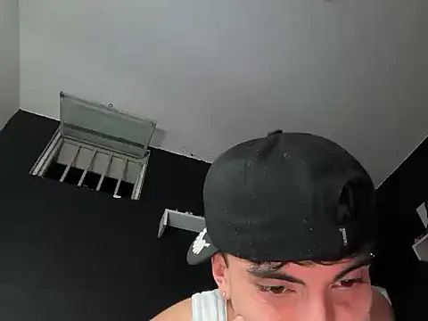 Niick_666 Chat XXX in diretta