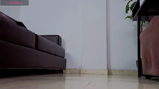 Mariana_Lu লাইভ XXX চ্যাট