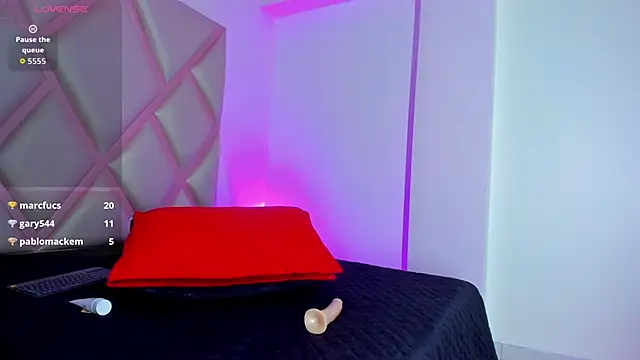XXX chat uživo modela shaira-07