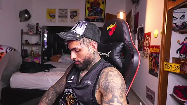 Chat XXX ao vivo de logan_hugh8