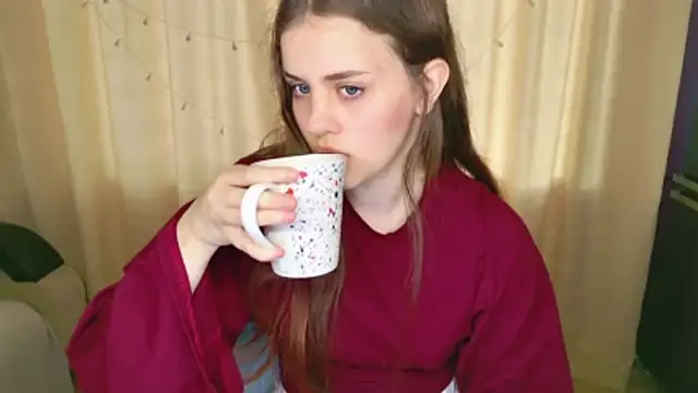LilaClever Adlı Modelin Canlı XXX Sohbeti
