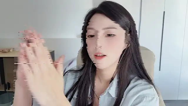 Chat XXX ao vivo de holo_love