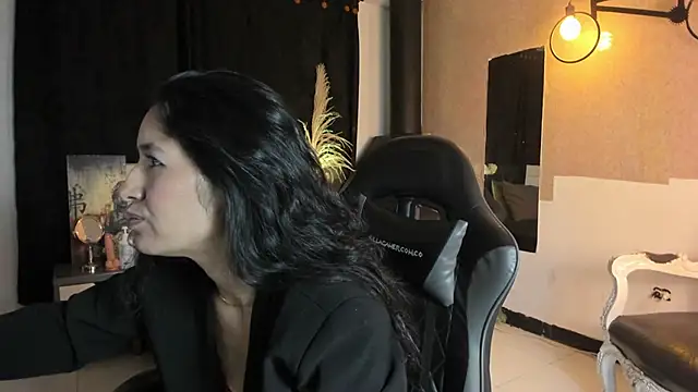 Vicky_Angeel – Naživo XXX chat