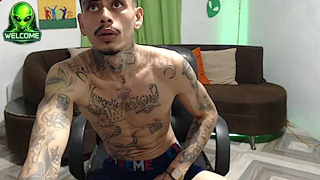 XXX chat uživo modela alpha_zom