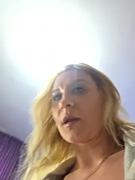 KaylinJan XXX чат на живо