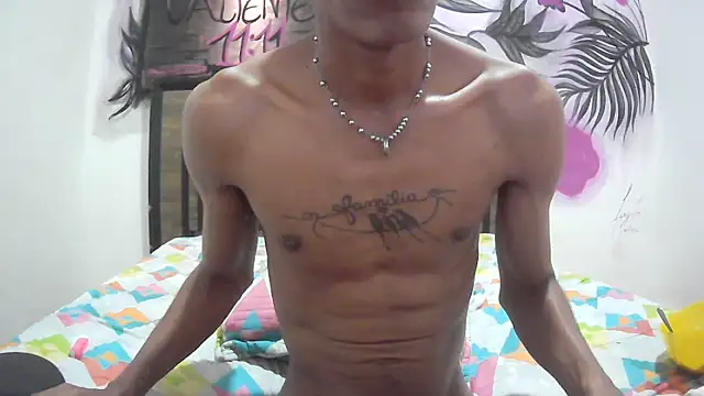 XXX chat uživo modela AlbertBigCock
