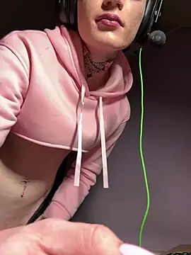 FemboyShow Live XXX Chat