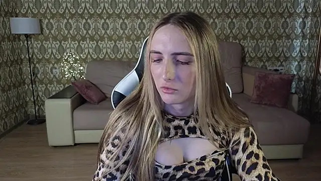 Vi_Luxy Live XXX-Chat