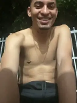 Ares_DAMM Chat XXX live