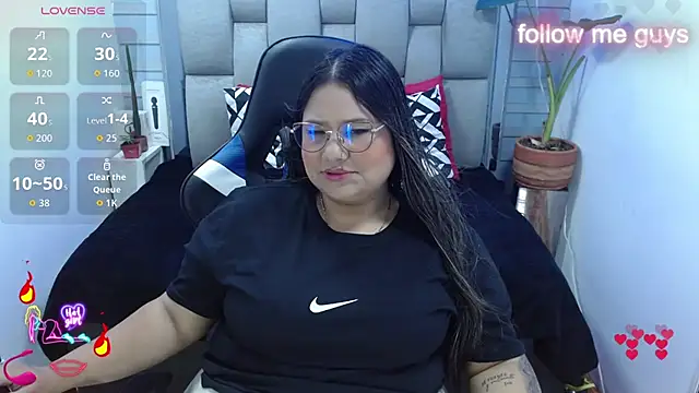 Chatroom XXX en direct de evelin_zaens