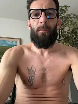 Czat XXX na żywo – Michel_huge