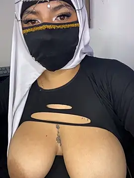 zulema_parvin's Webcam Show