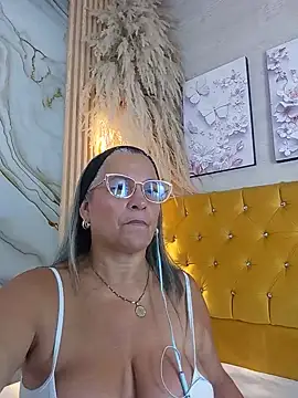 Misevie's Live XXX Chat
