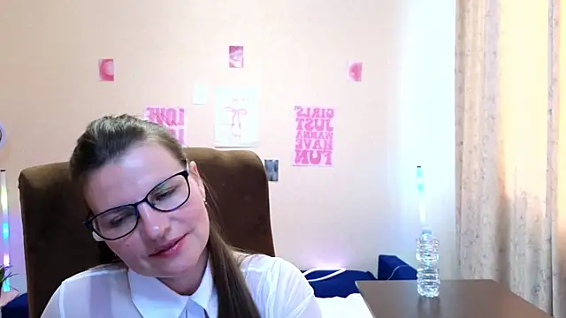 Mirabelle_Velvet Live XXX-Chat