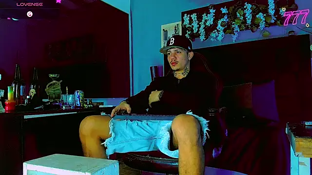 HannibalLester – Naživo XXX chat