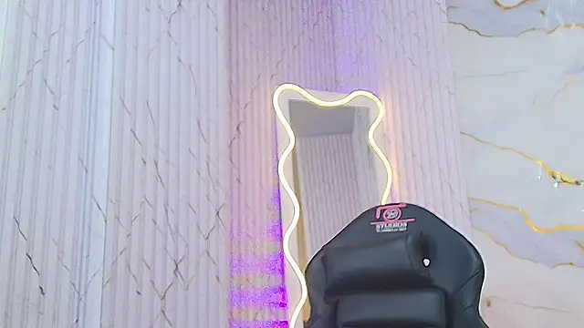دردشة Spark_tay الجنسية المباشرة