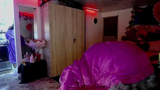 Samara_Homescapes élő XXX-chatje