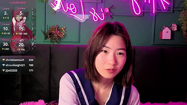 Runi_Asian Chat XXX in diretta