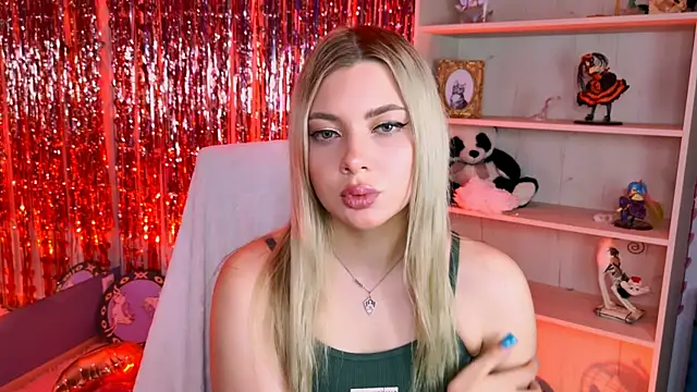 Chat XXX en directo de HyileyClark