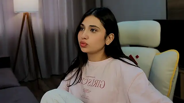 Chat +18 de honeylanaa ao vivo