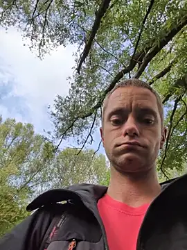 DerRoemn Webbikameraesitys