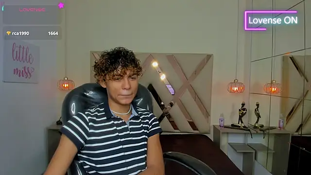 Anyelo_Twink 在線直播表演