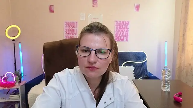 Mirabelle_Velvet's Live XXX Chat