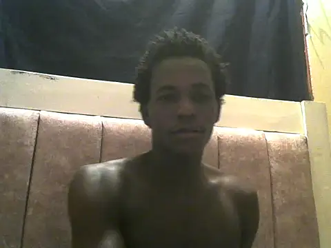 Chatroom XXX en direct de Bigras0011