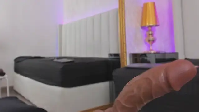 Chat XXX en directo de ninna_vinns