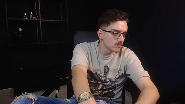 FelixStarkk – Naživo XXX chat