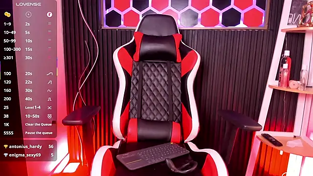 Chat +18 de Connor_Kings ao vivo