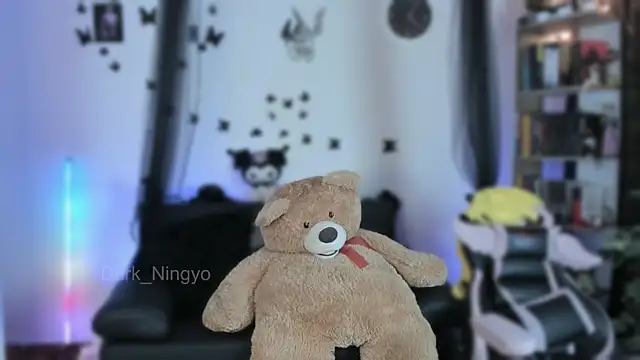 Dark_ningyo1 Adlı Modelin Canlı XXX Sohbeti