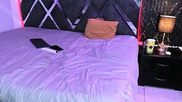 Chat +18 de dominic_connor ao vivo