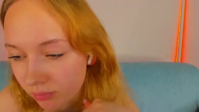 RikkiChoco Chat XXX in diretta