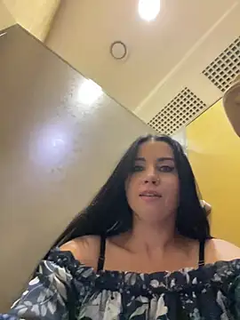 Chat +18 de CrazzyChicks ao vivo