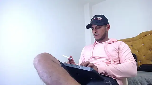 Pokazy przed kamerką – Chris_Dick23